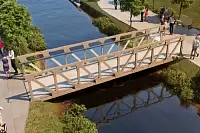 Мост в парке Черняховска