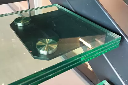 GLASS+_4